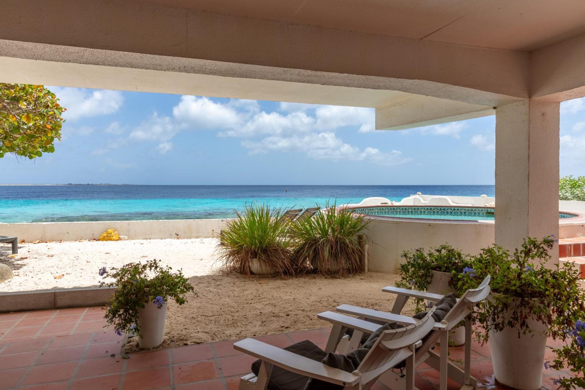 One Ocean Boutique Apartments & Suites Bonaire Kralendijk  Bagian luar foto